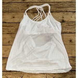 Ongasoft Women’s Size L White Activewear Workout Tank W/Built In Bra